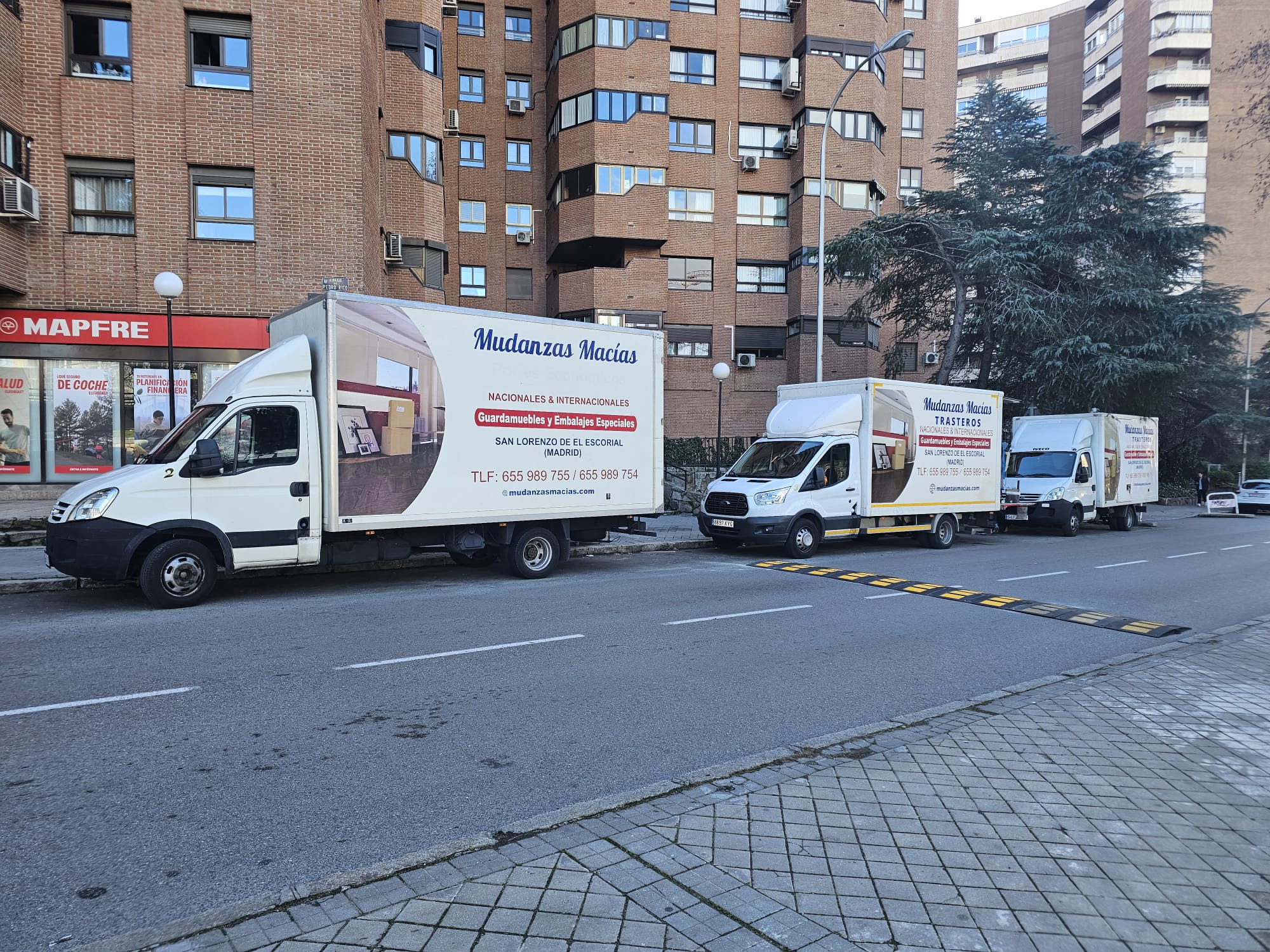 Camiones de Mudanzas Macías